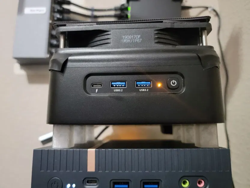 Đế Gắn Quạt 140mm Cho Morefine 7840hs - Image 3