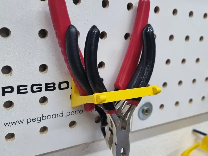 Đế Giữ Khoảng Cách Móc Pegboard - Image 1