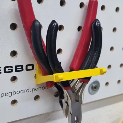Đế Giữ Khoảng Cách Móc Pegboard