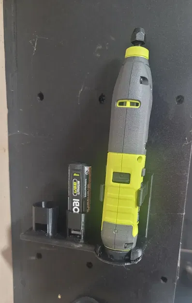 Giá Đựng Pin và Máy Khắc USB Ryobi - Image 1