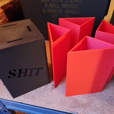 Hũ Tiền "Chửi Thề"