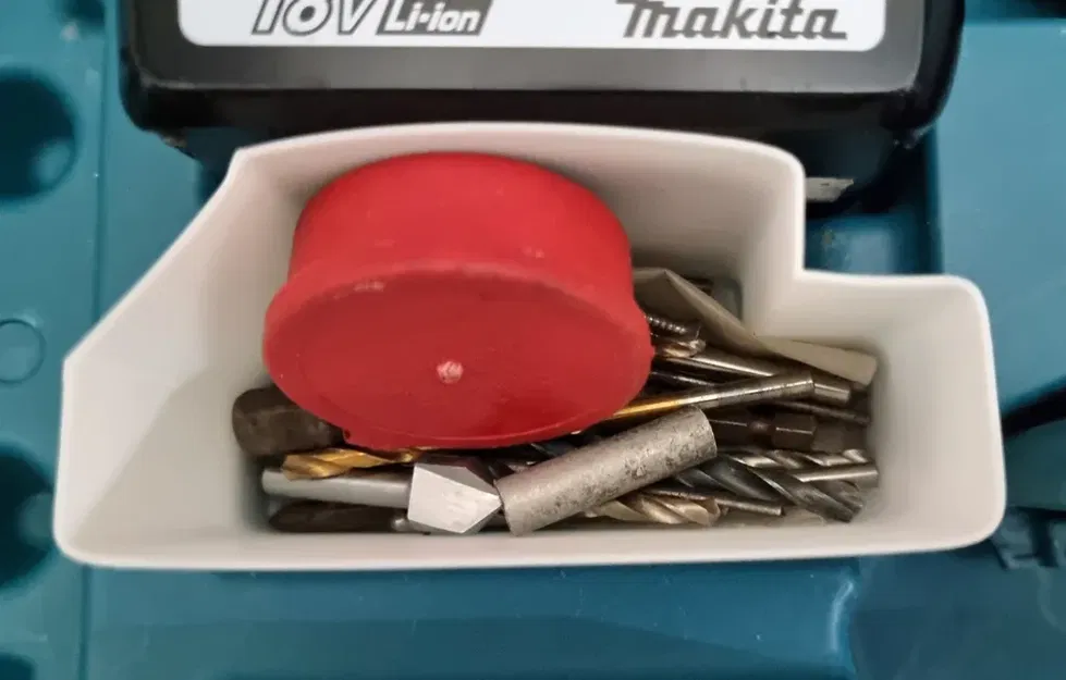 Hộp Đựng Máy Khoan Makita - Image 1