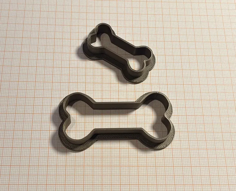 bone cookie cutter - Image 1