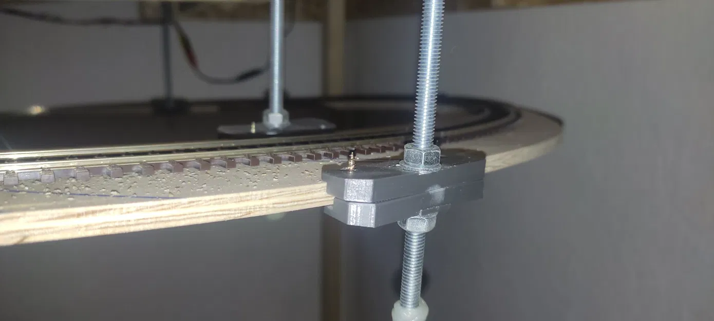 držák na tobogan do skrytého nádraží modelové železnice - Image 3