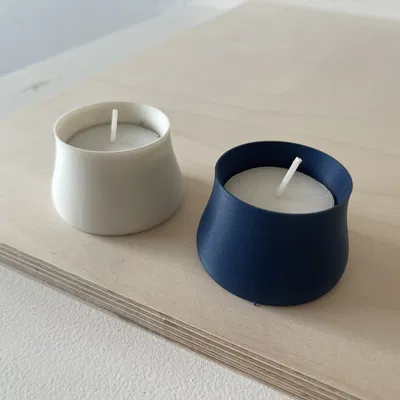 Chân nến đỉnh xòe dễ thương, phù hợp cho nến tealight