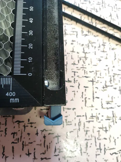 Cái dẫn hướng bu lông, vòng đệm, đai ốc cánh và miếng đệm áp lực cho thớt tổ ong cắt khắc laser Ortur - Image 4