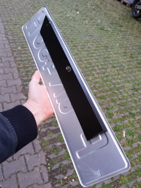 Giá Đỡ Biển Số Trước Xe VW Bus - Image 1