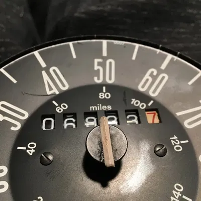 Kim Đồng Hồ Tốc Độ Volkswagen Cổ Điển (Bus, Bug, Thing...)