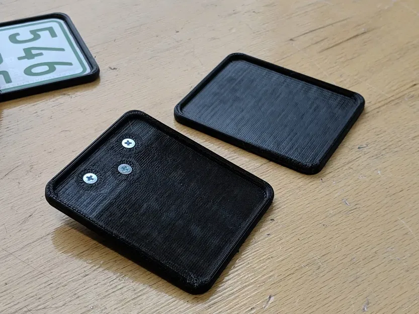 Giá Đỡ Tem Bảo Hiểm Xe Điện E-Scooter - Image 3