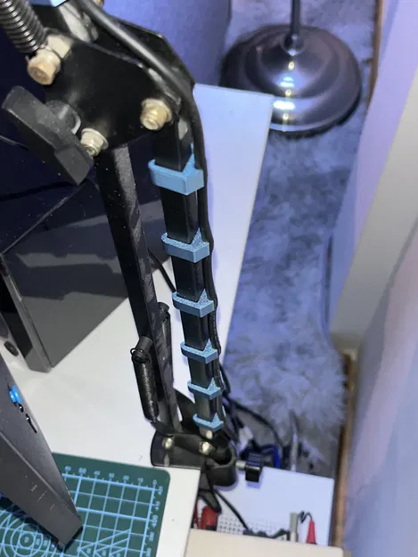 Microphone Arm Cable Clip - Image 4