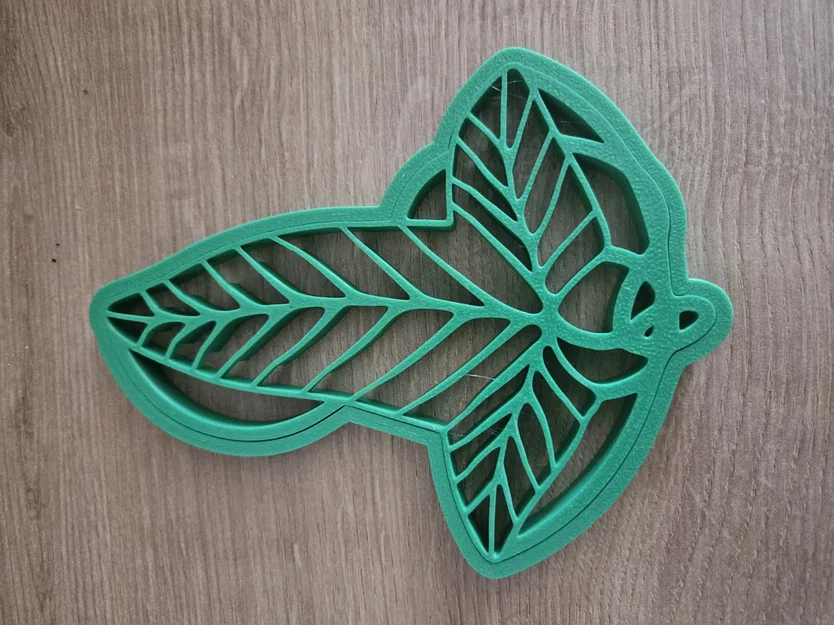 Khuôn cắt bánh quy lá Lothlórien - Image 1