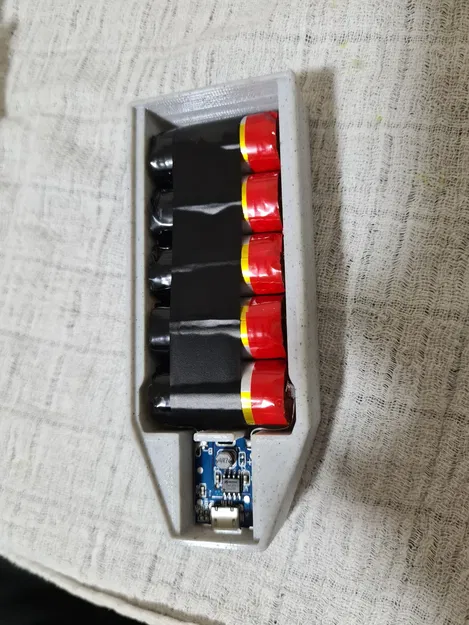 Sạc dự phòng - Từ Pin Vape Tái Chế - Image 6