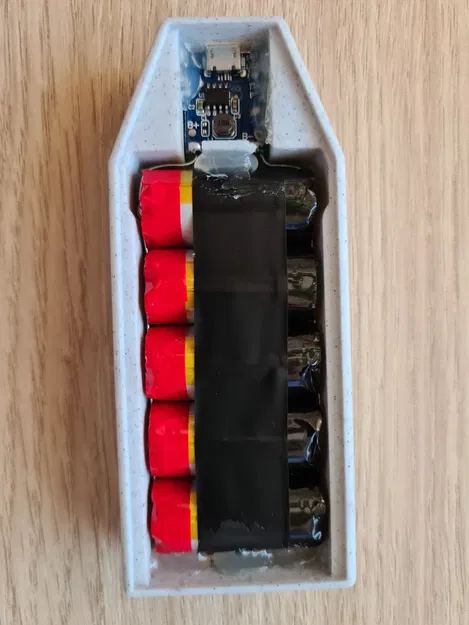 Sạc dự phòng - Từ Pin Vape Tái Chế - Image 7