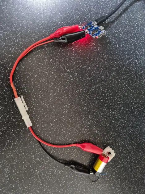 Sạc dự phòng - Từ Pin Vape Tái Chế - Image 8