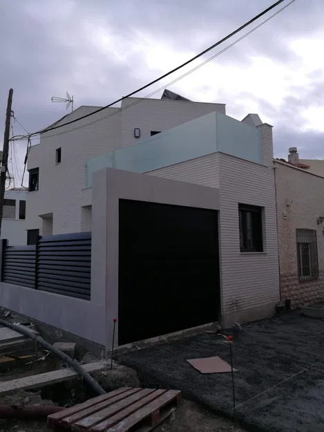 Nhà ở đơn lẻ VIVIENDA UNIFAMILIAR - Image 2