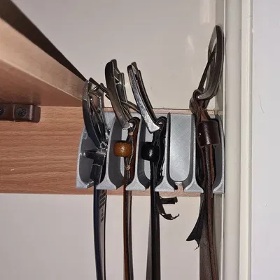 Móc Treo Dây Nịt Lên Tường - Dùng Được Cho 5 Dây Nịt