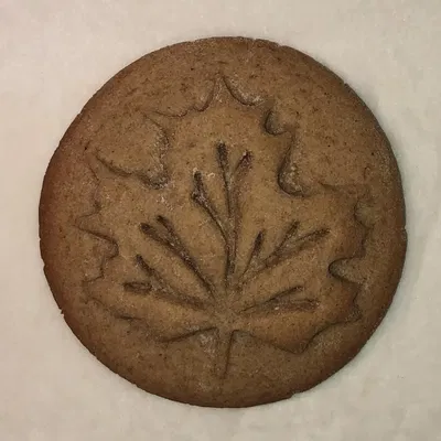 Khuôn Cắt Bánh Quy Hình Lá Phong