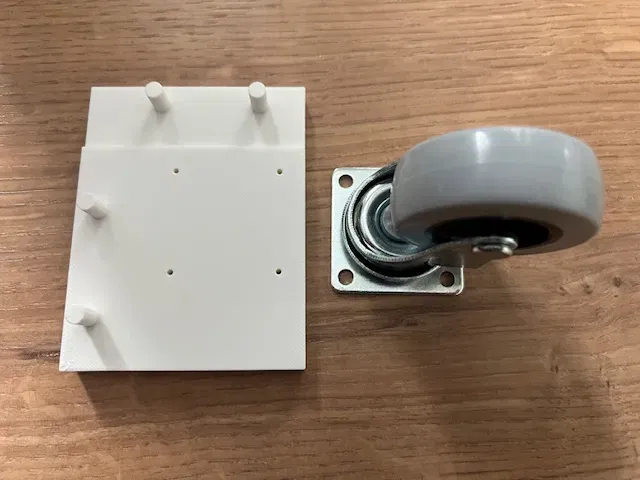 Ikea Malm - Rill Rolls Adapter - Image 1
