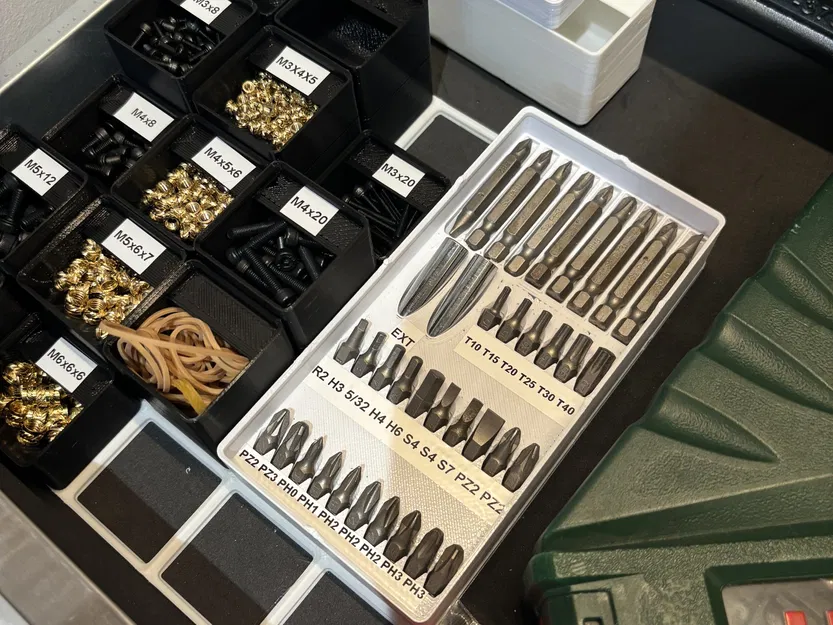 Hex Holder Gridfinity 4x2 (4U tall) - holds long, short and extender bits - Image 4