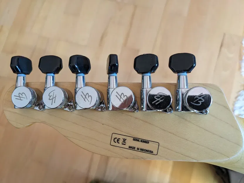 Núm Chỉnh Dây Đàn Guitar - Image 1