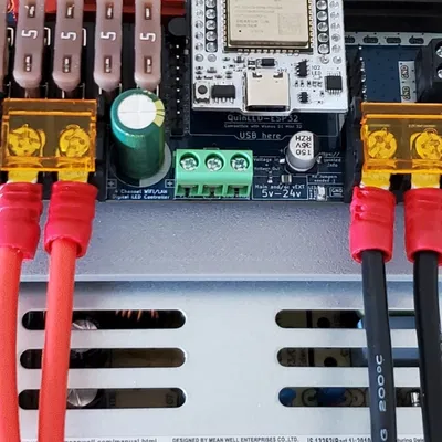 Giá đỡ QuinLED-Dig-Quad cho MW-LRS-350