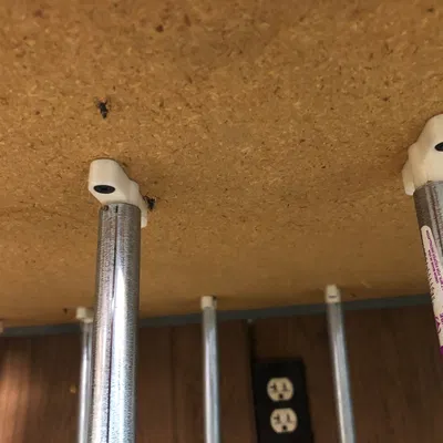 Giá đỡ ống luồn dây điện 1/2"