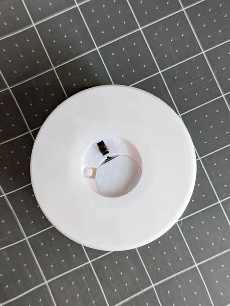 Christmas Tree LED Tea Light [Vase Mode] With Hole In The Bottom - Image 2