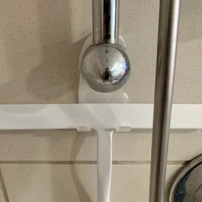 Giá đỡ cây gạt nước vòi sen cho thanh trượt Hansgrohe