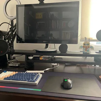 Chân đế màn hình - họa tiết lục giác