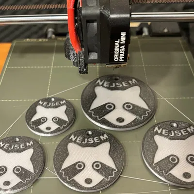 Huy hiệu Nebud myval