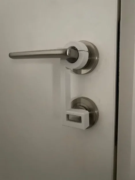 door lock - Image 1