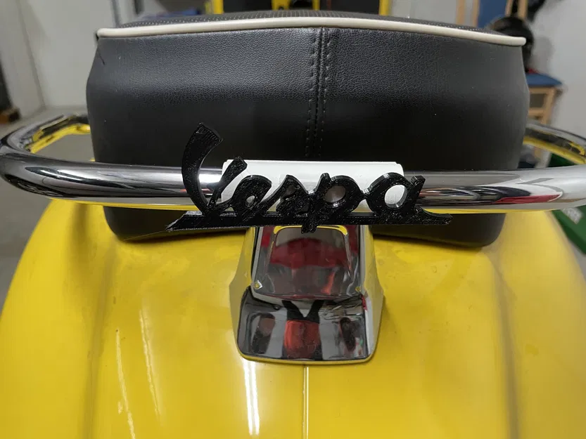 Kẹp Logo Cho Bagac Xe Vespa GTS - Image 1