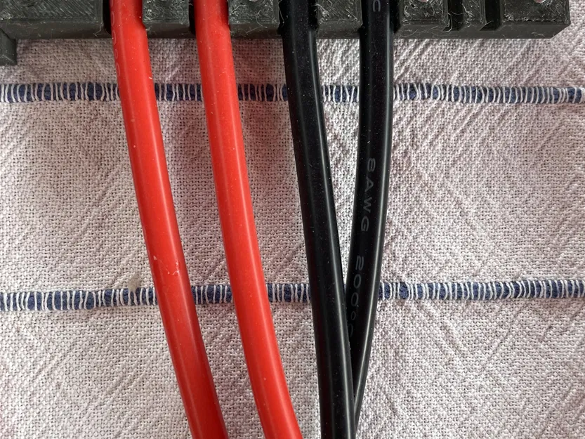 Server Power-Supply Plug for CAR-HIFI - Image 2