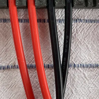 Server Power-Supply Plug for CAR-HIFI