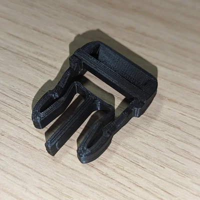 Male buckle/clip for new Osprey Farpoint 40