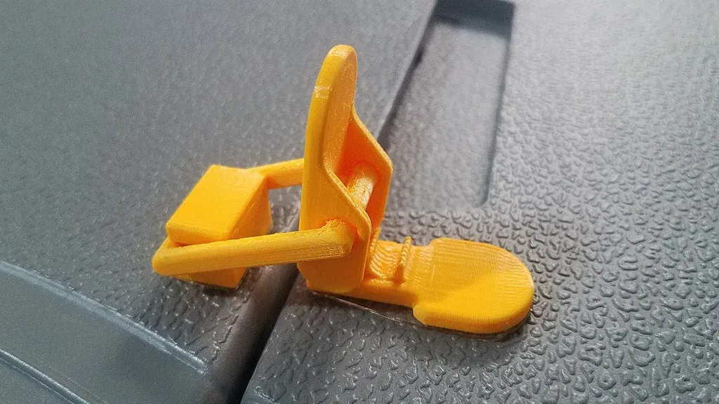 Lever Latch With Locking System - Image 1