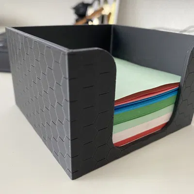 Kệ đựng giấy nhớ hình tổ ong