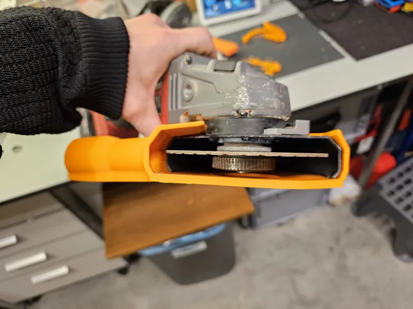 Phụ kiện hút bụi cho máy mài góc Milwaukee M18 FSAG - Image 2