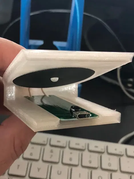 Đế Sạc Không Dây iPhone X/11/12/13/14/15 6.1" - Image 4