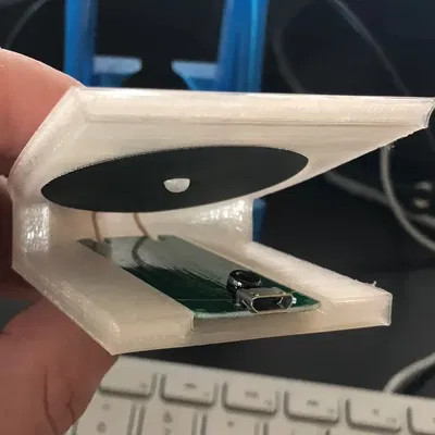 Đế Sạc Không Dây iPhone X/11/12/13/14/15 6.1"