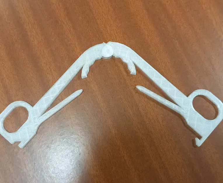 Dụng Cụ Bẻ Hạt (Nut Cracker) - Image 1