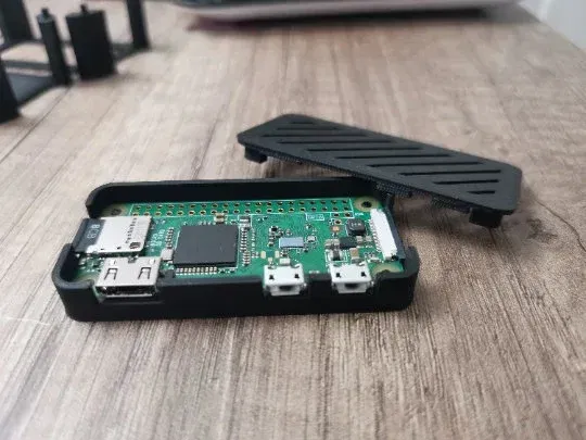Raspberry Pi Zero 2 housing with Rack - Image 5