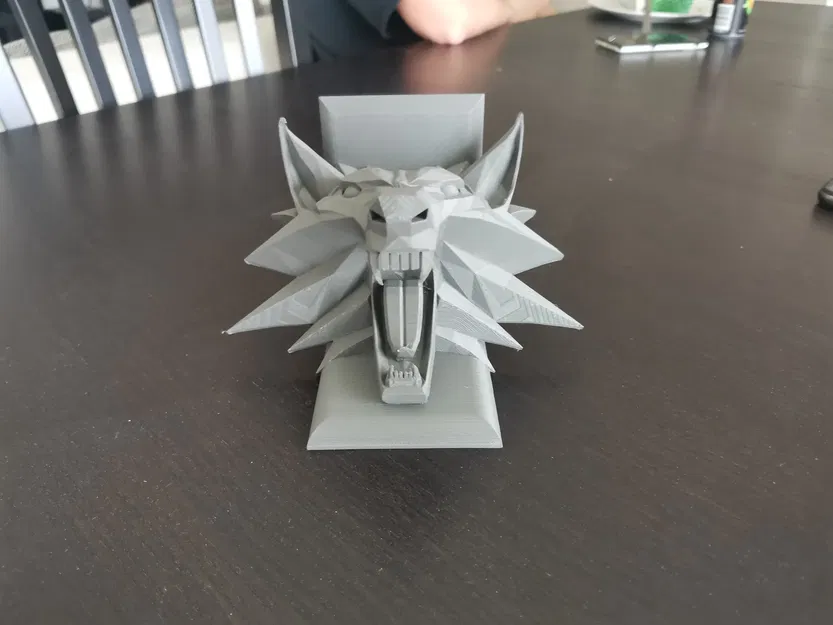 Chặn sách Đầu Sói Witcher - Image 2