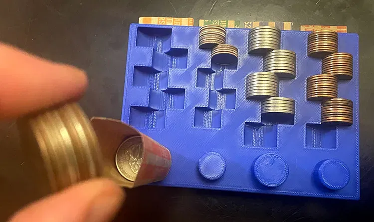 Hộp Đựng Tiền Xu Mỹ Có Chỗ Cất Giấy Gói & Hỗ Trợ Cuốn Tiền - Image 4