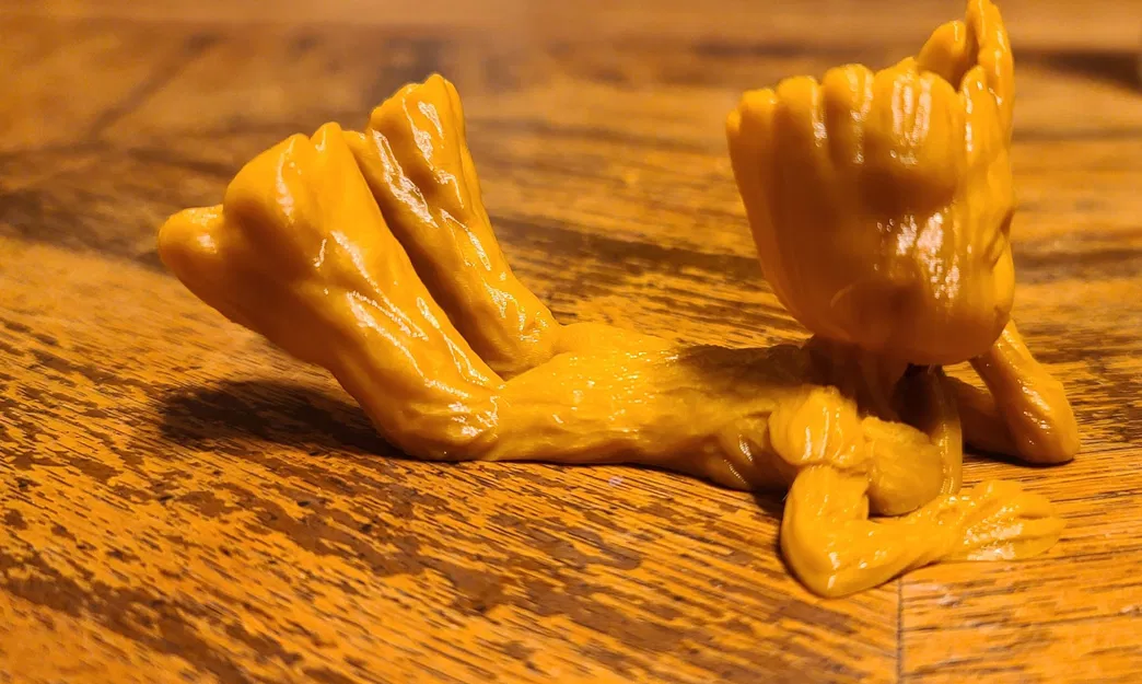 Groot Nằm Dài - Image 3