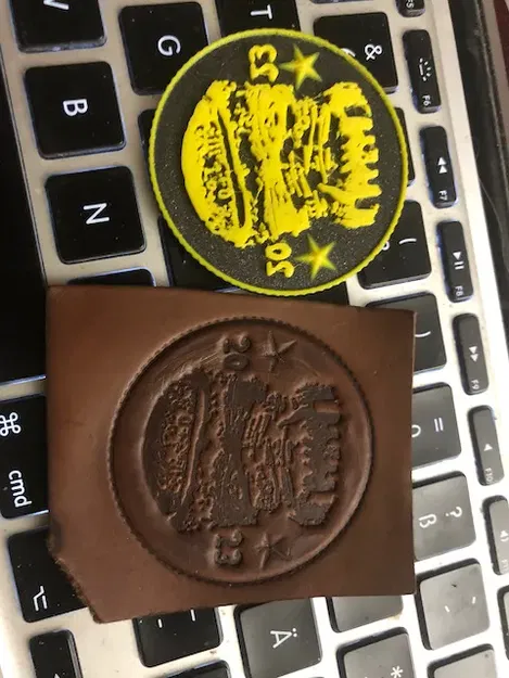 TMNT Raphael Hóa Frankenstein - Con Dấu Dập Nổi - Image 3