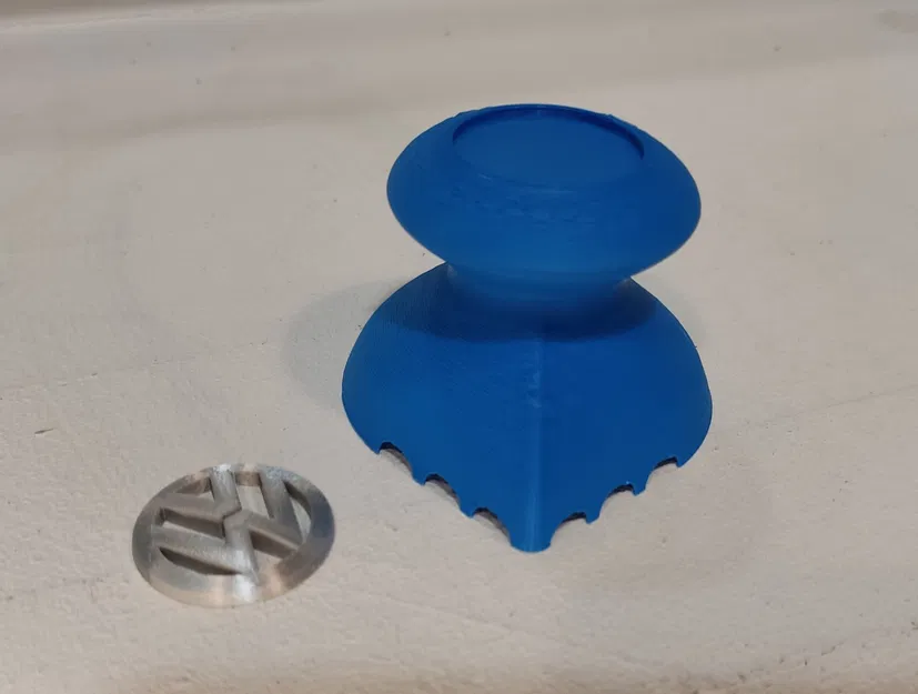 Dụng Cụ Cạo Băng Kính Xe Hơi Hình Volkswagen - Image 3