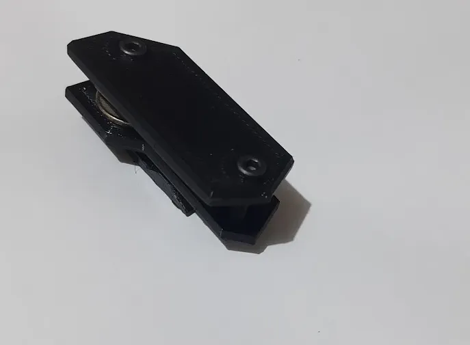 Swiss army key holder - Image 4