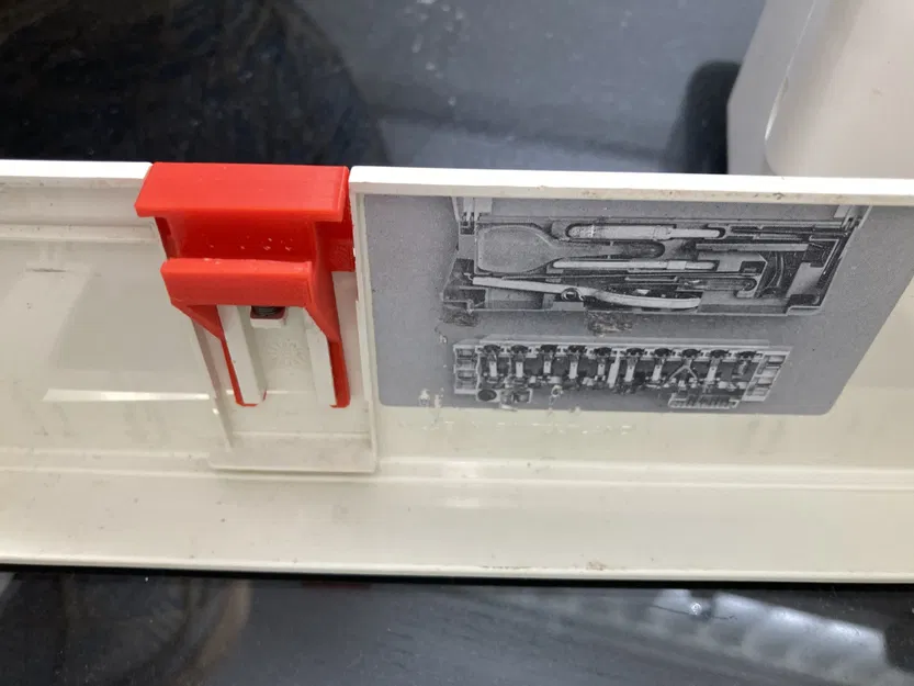 Chốt Hộp Phụ Kiện Cho Máy Bernina Dòng 1000 - Image 2