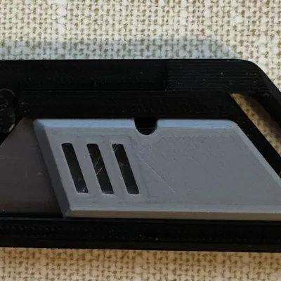 Dụng Cụ Giữ Lưỡi Dao Từ Tính Cho Dao Móc Khóa